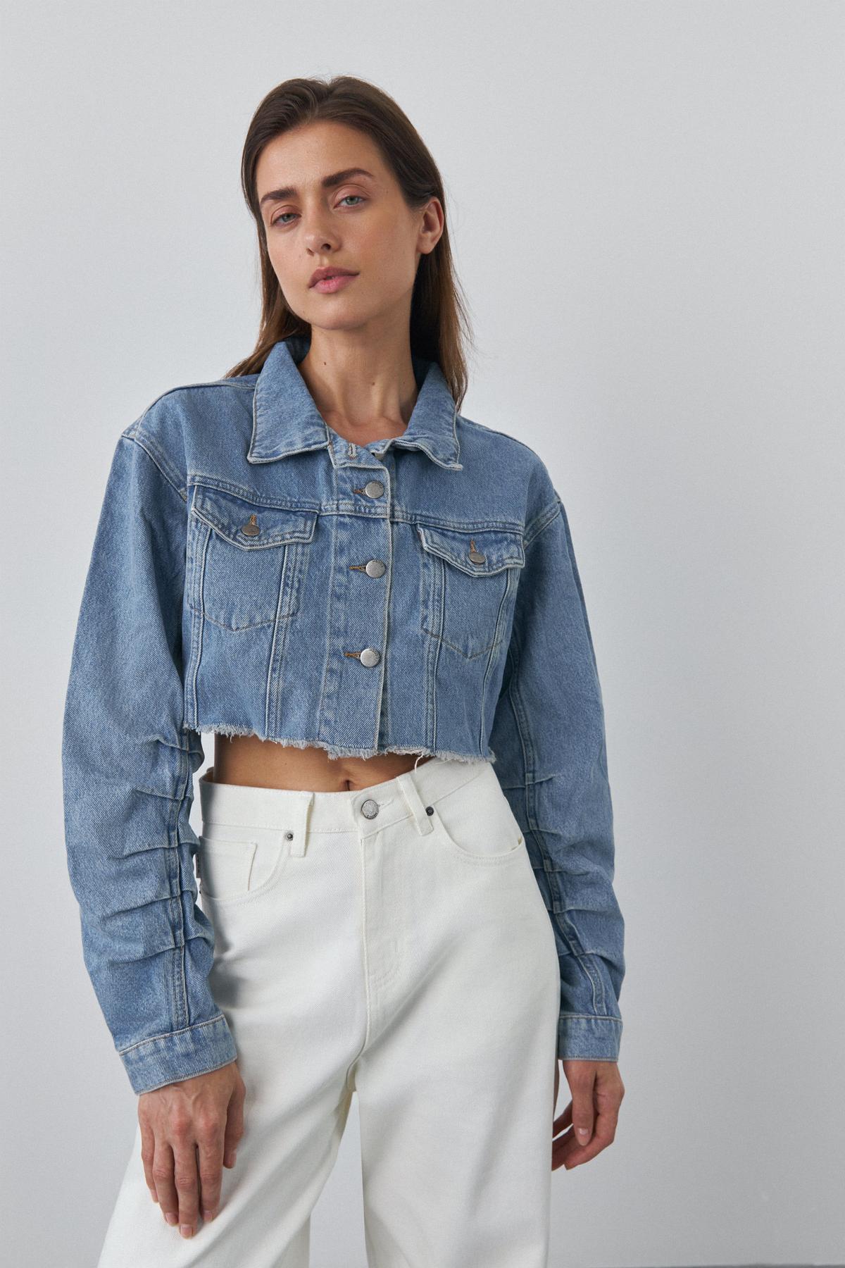 Cropped Denim Jacket with Unfinished Hem