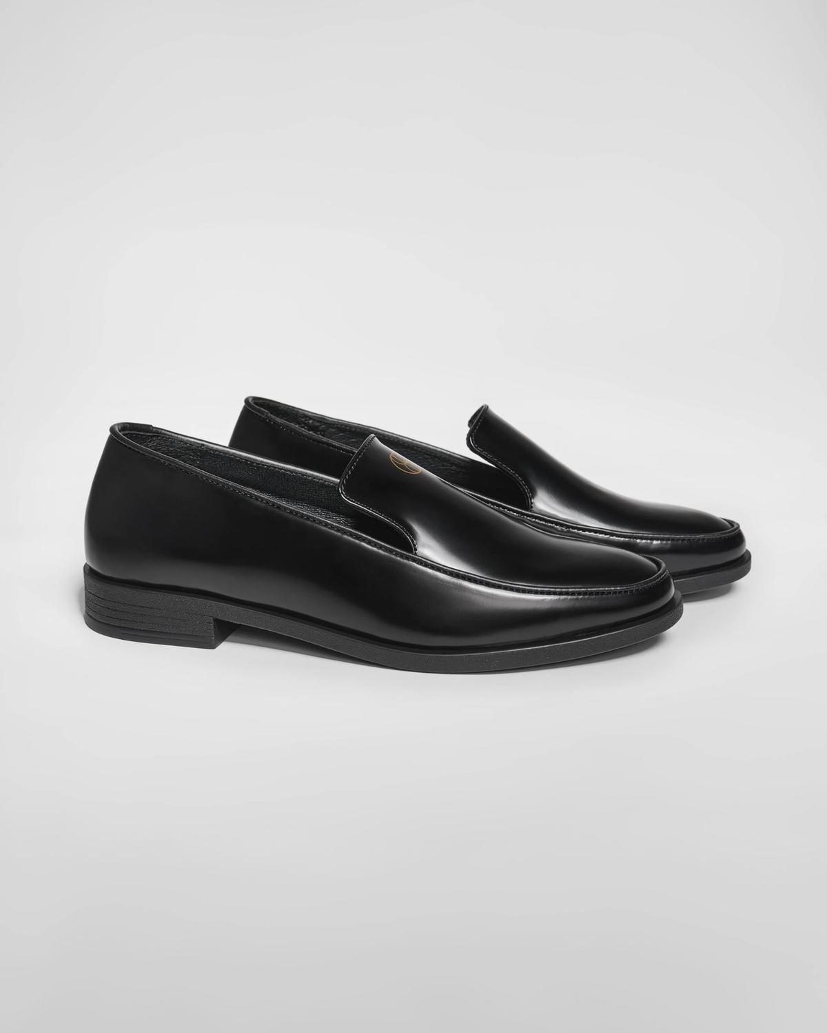 Classic Loafers THE LOGO in Patent Leather