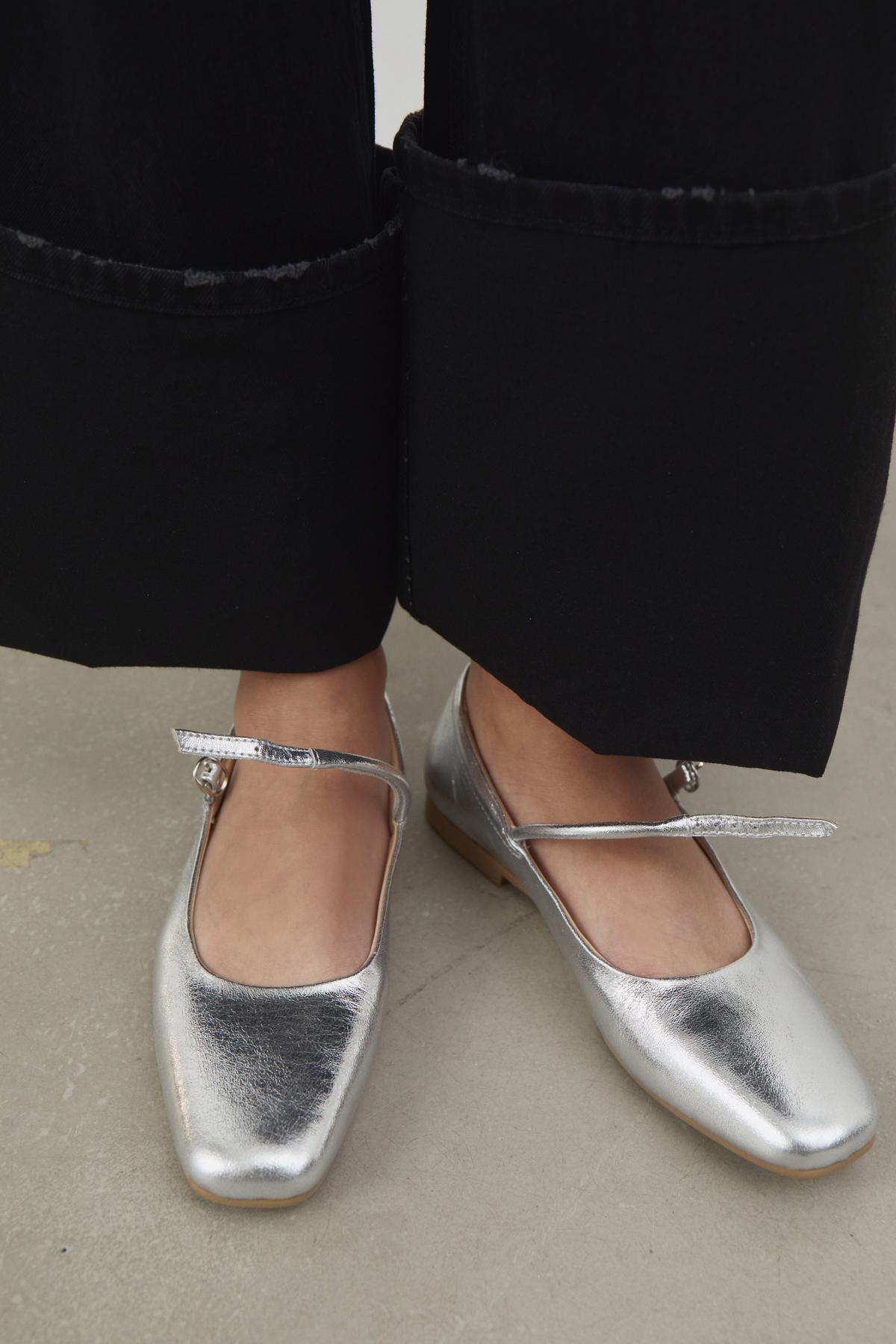 MARY JANE Leather Ballet Flats