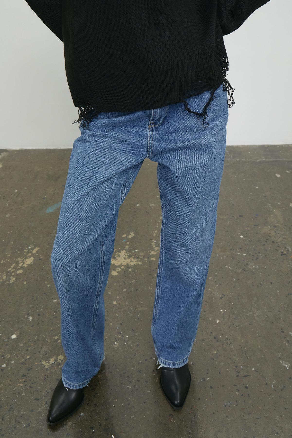 High-Waist Straight Cut Jeans