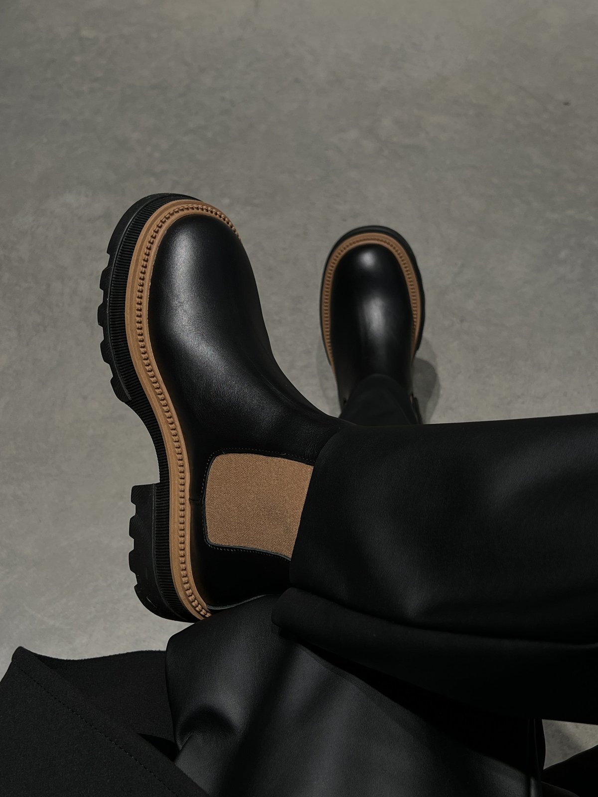 Leather Chelsea Boots with Brown Insert