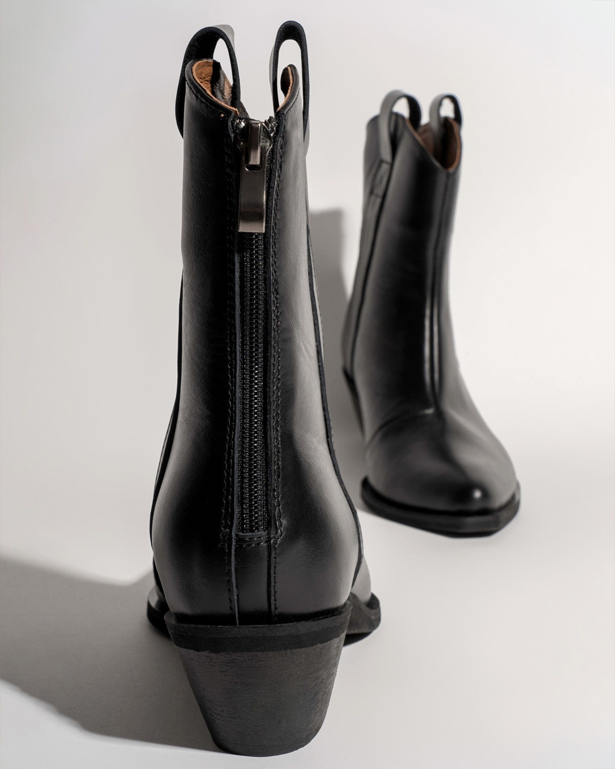 Cropped Cowboy Boots