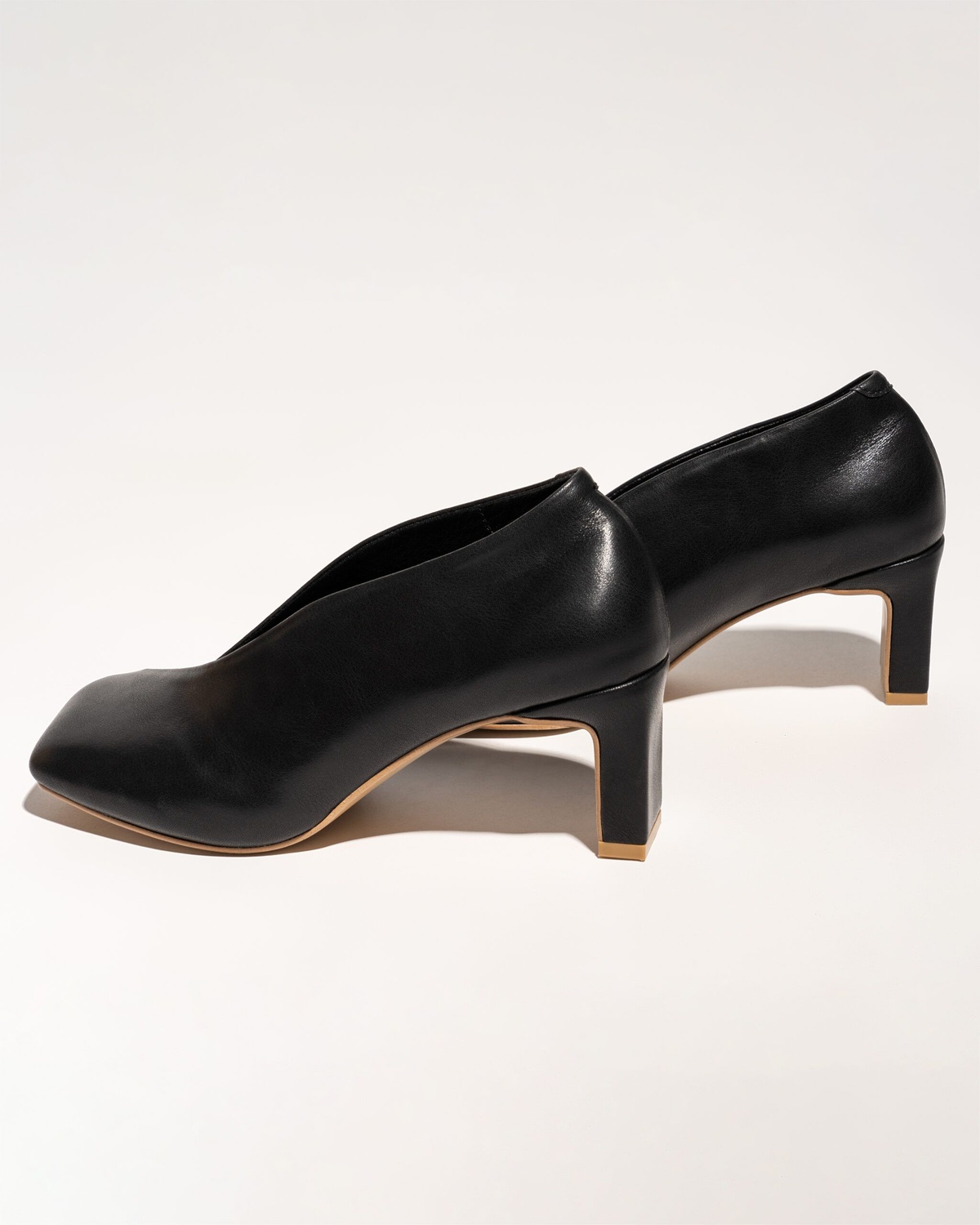 Square Toe Leather Shoes with Wide Heels