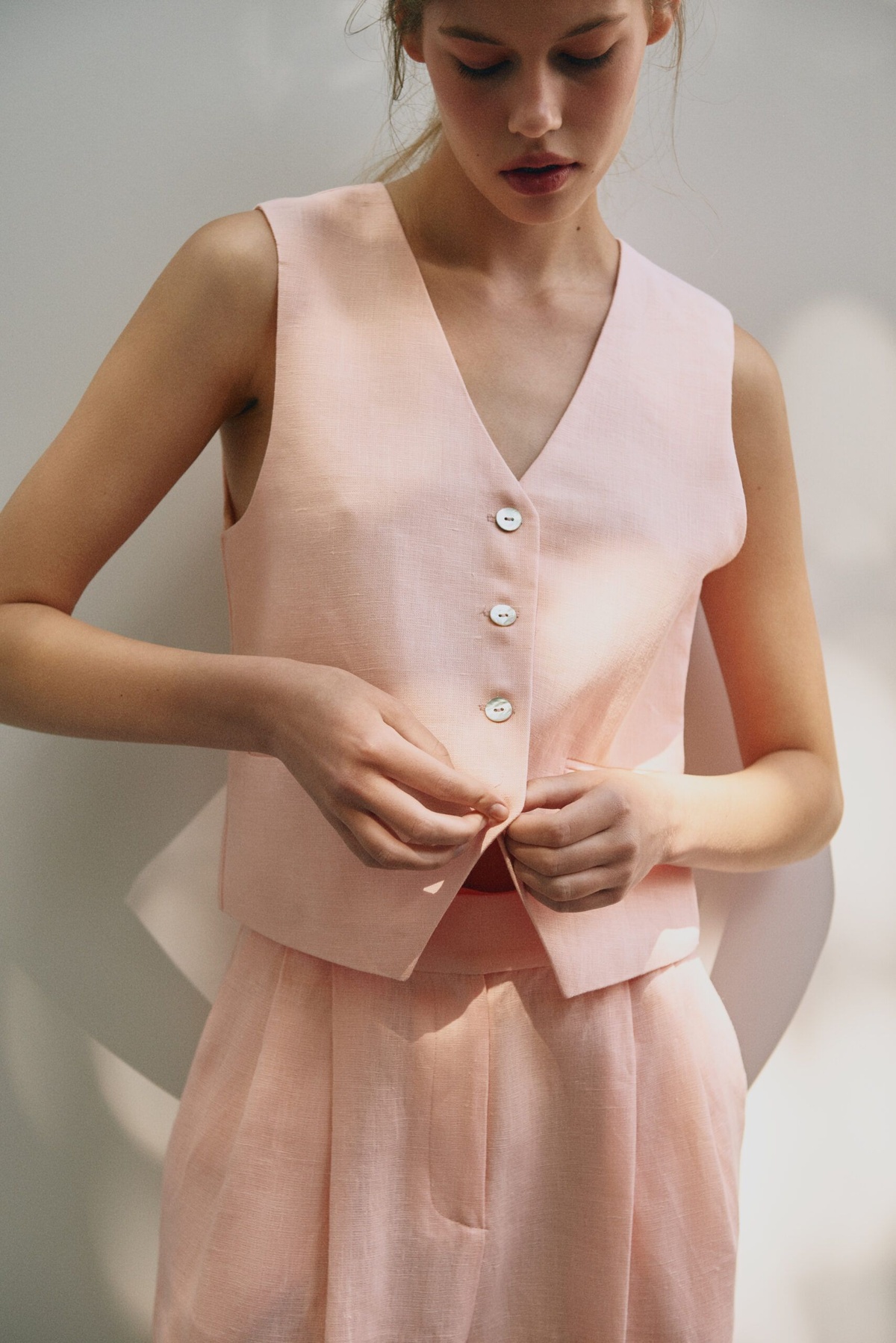Linen V-Neck Vest