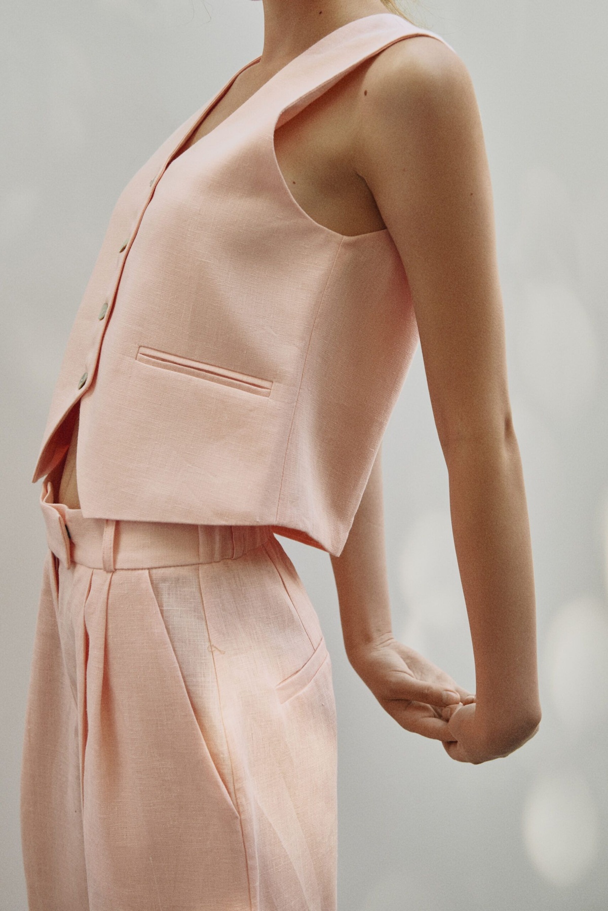 Linen V-Neck Vest
