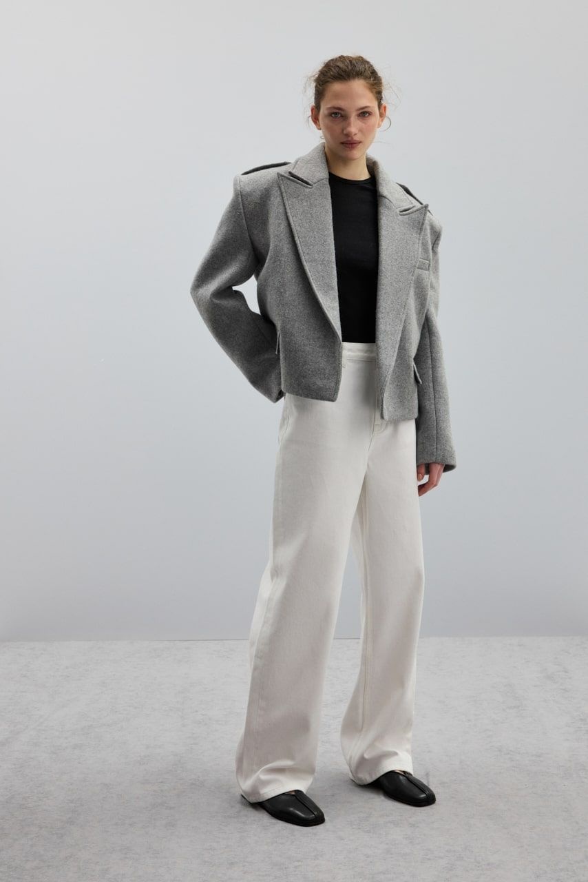 ARISS Cropped Woolen Coat