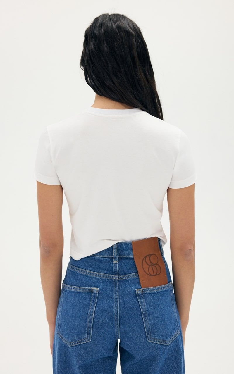 THE LOGO Cropped T-shirt