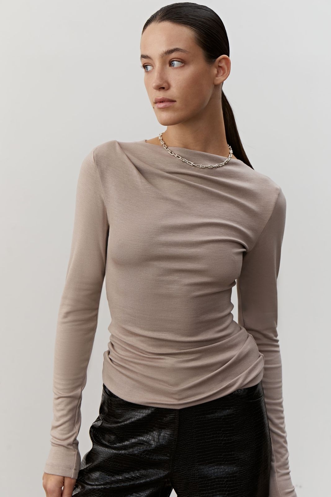 Basic Frilled Longsleeve