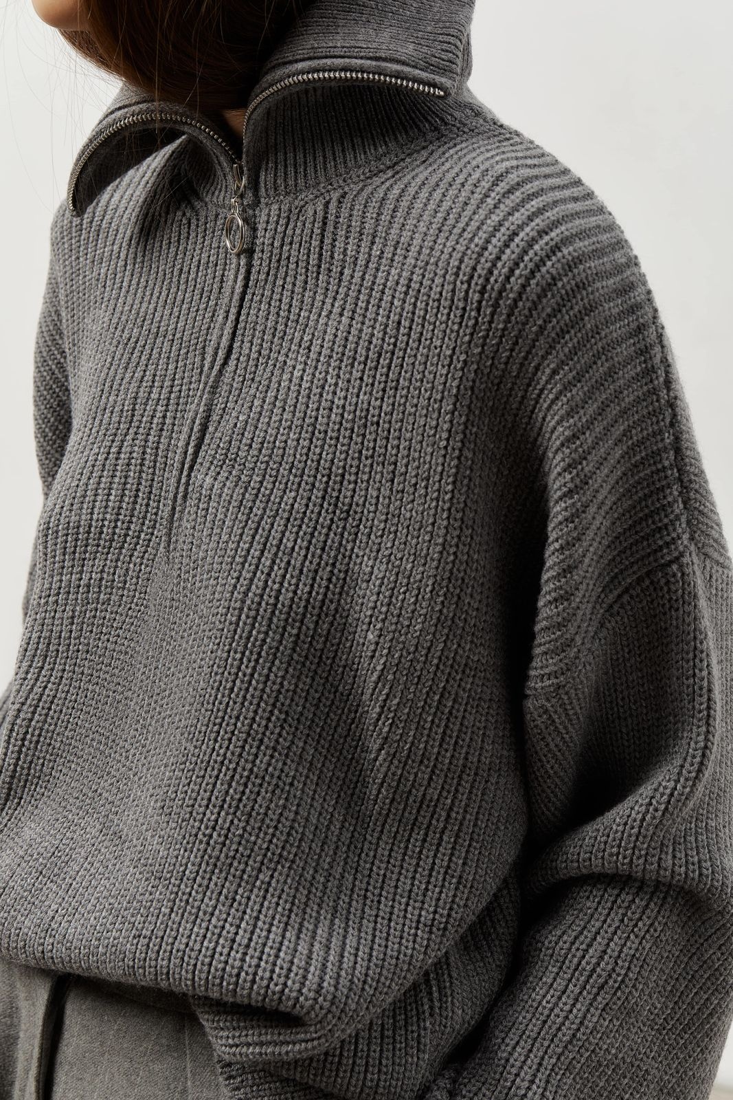 Zippered OSLO Sweater