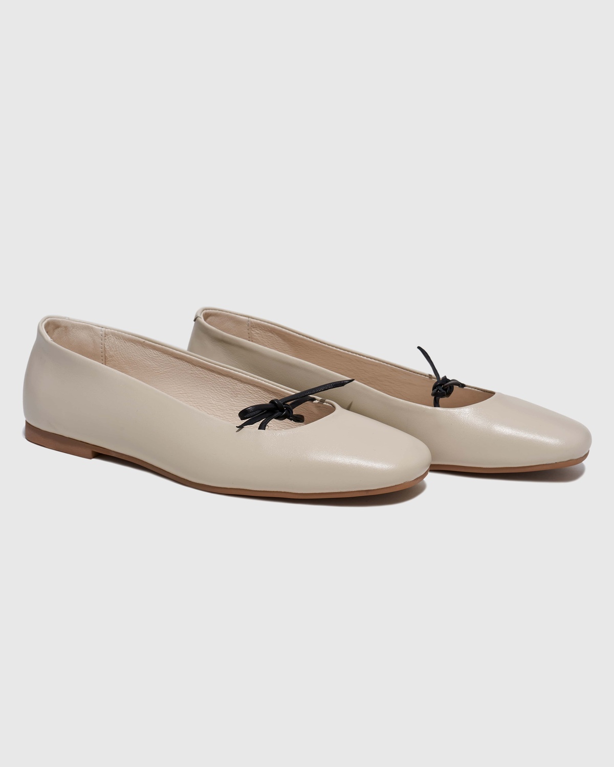 JETE Ballet Flats