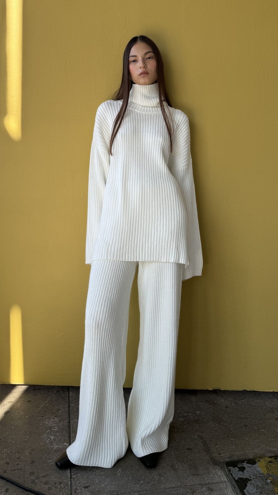 COZY Wool Set with Sweater and Pants