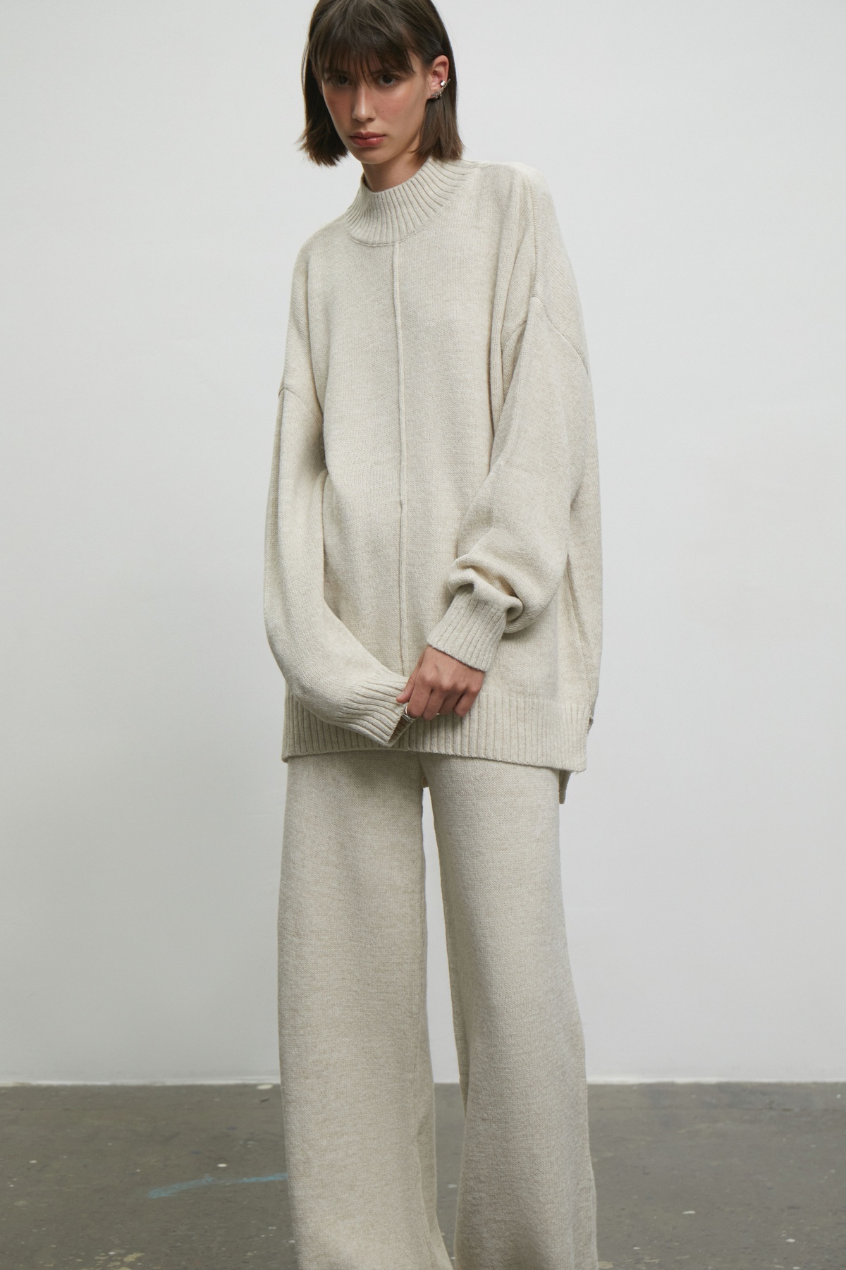 Knit Matching Set with Seam - Beige | COOSH