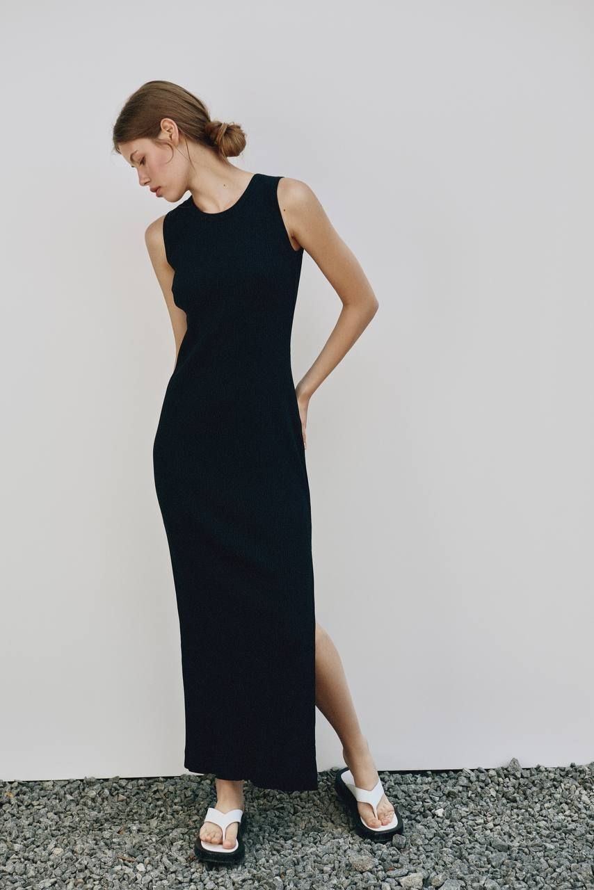 Piped Backless Maxi Dress