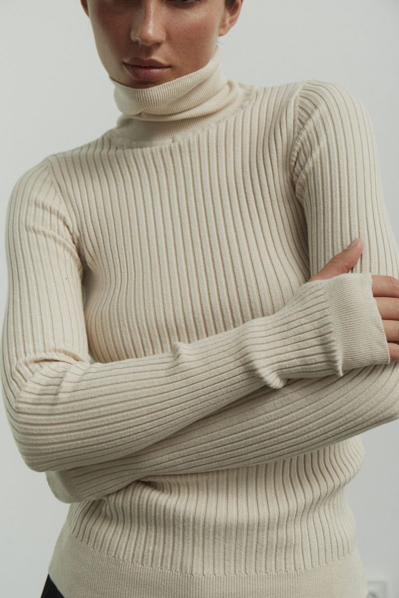 Turtleneck with Finger Cutout